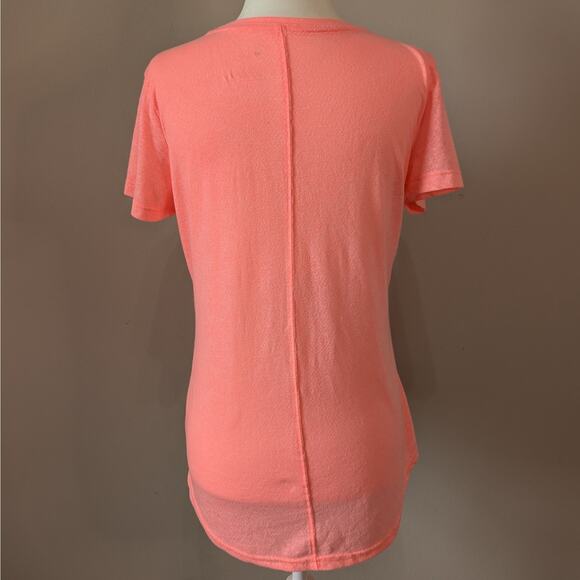 4/$20 Tek Gear DryTek V-Neck Athletic Top Size Small Fluorescent Peach Pink - Picture 4 of 6